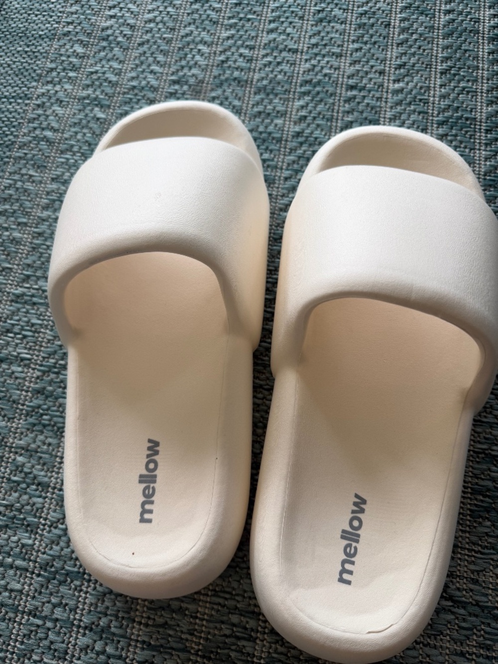 Mellow Soft Cloud Slides